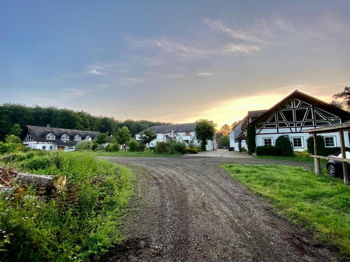 Koebelerhof - Stilvoll Eingerichtete Landwohnung Kordorf Exterior foto